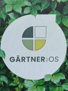 Das Gärtner Osnabrück Logo auf einem Mesh-Banner